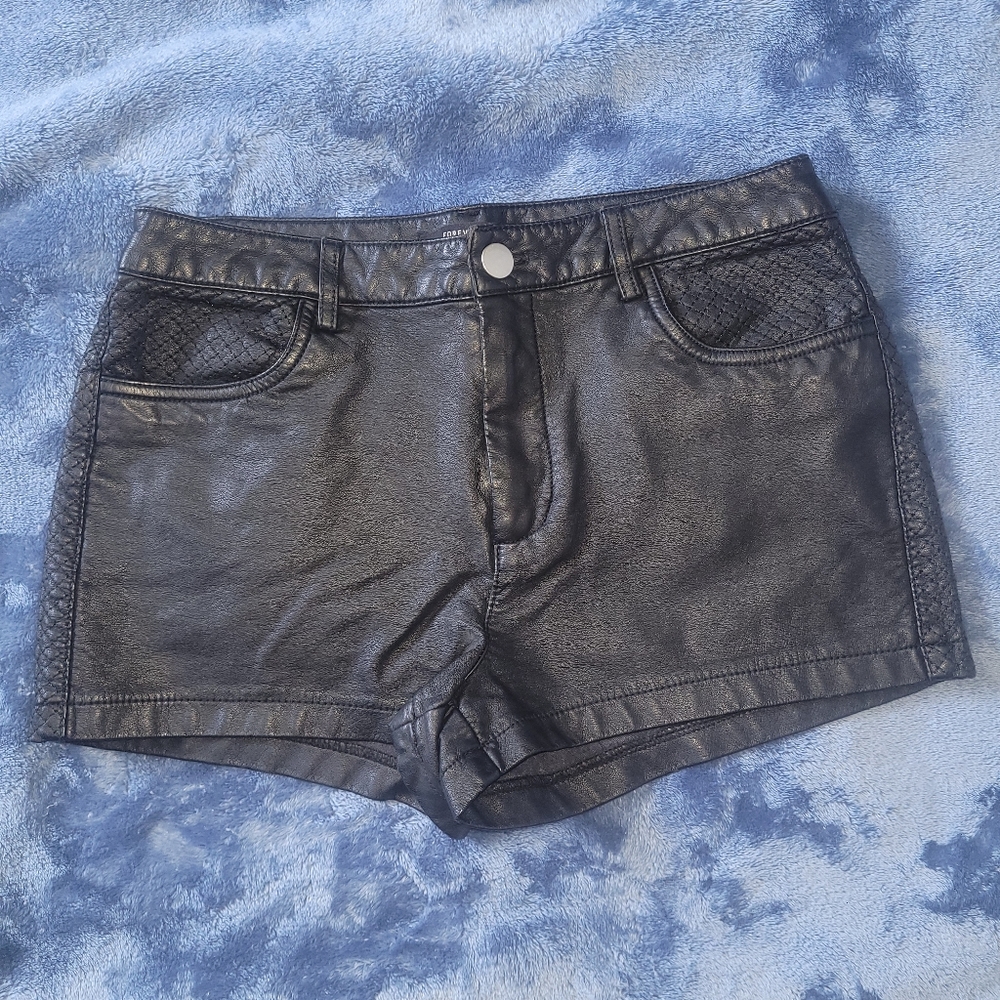 Leather pleather shorts size small